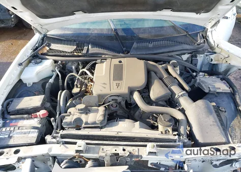 2011 Lincoln Town Car Signature Limited z USA, uszkodzony, nr VIN 2LNBL8CV0BX750665